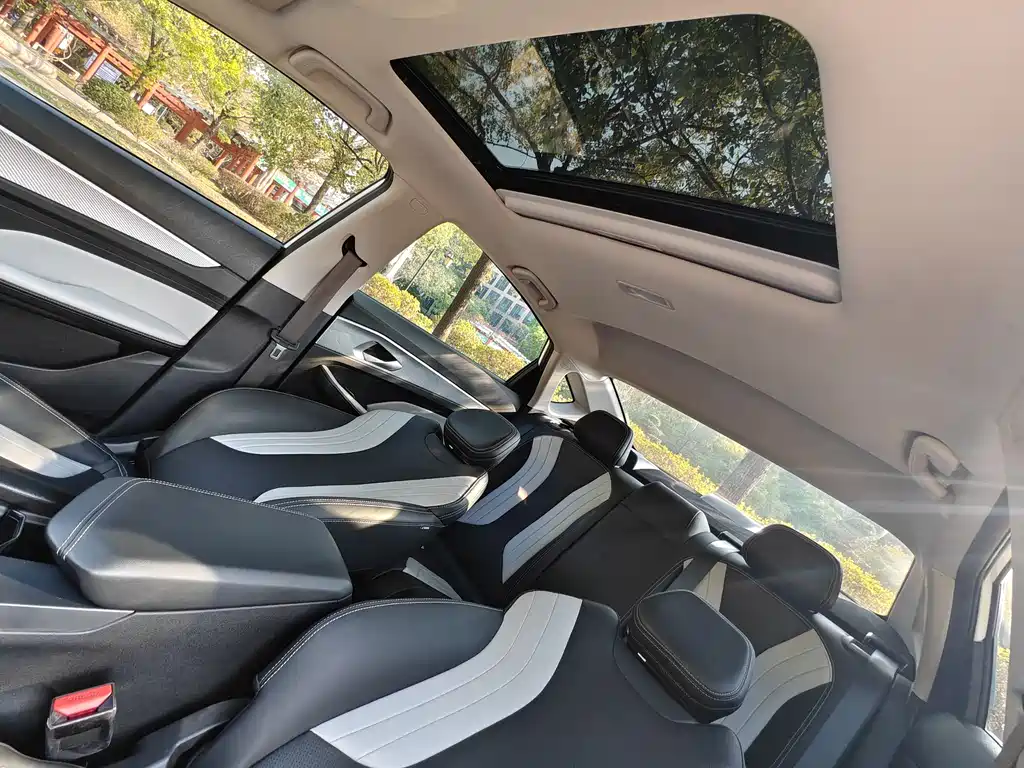 Geely Auto Geely Emgrand 2024 Emgrand COOL 1.5T DCT Champion Edition 2024 - thumbnail 13
