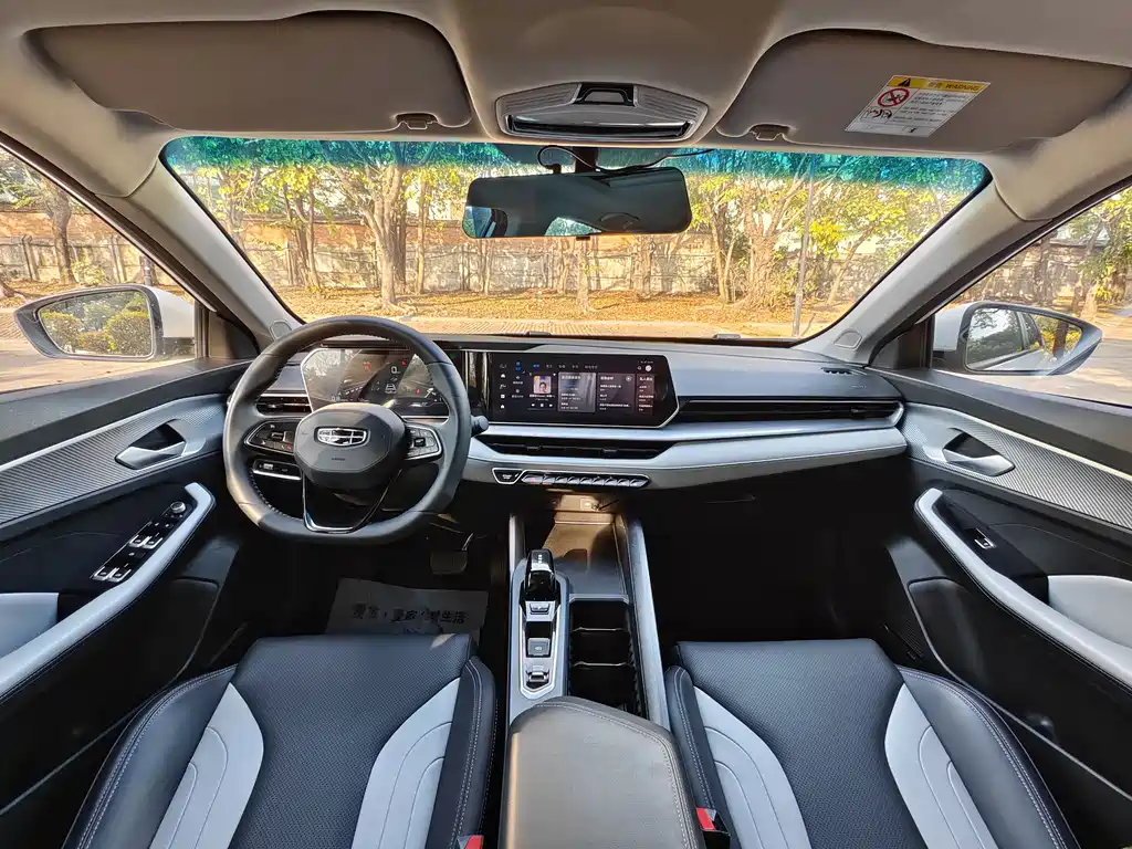 Geely Auto Geely Emgrand 2024 Emgrand COOL 1.5T DCT Champion Edition 2024 - thumbnail 14
