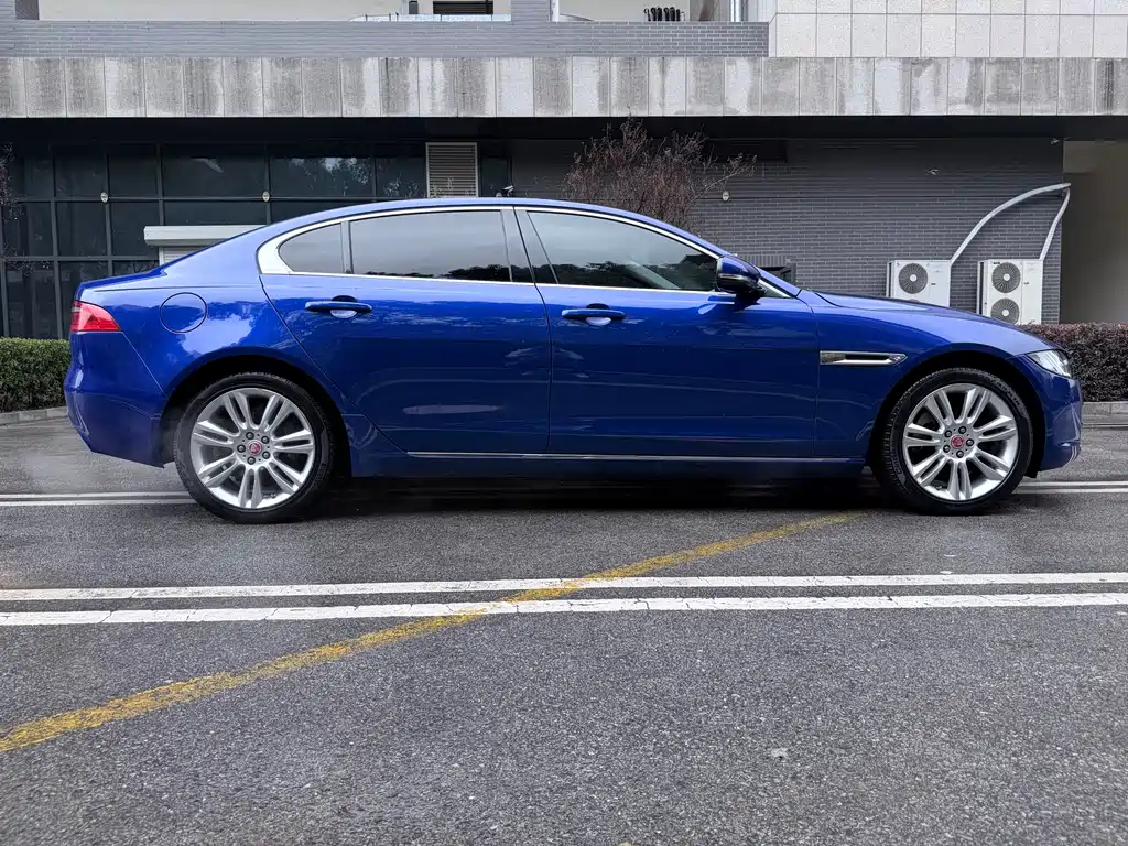 Jaguar Jaguar XEL 2019 2.0T 200PS Premium Edition 2019 - thumbnail 4