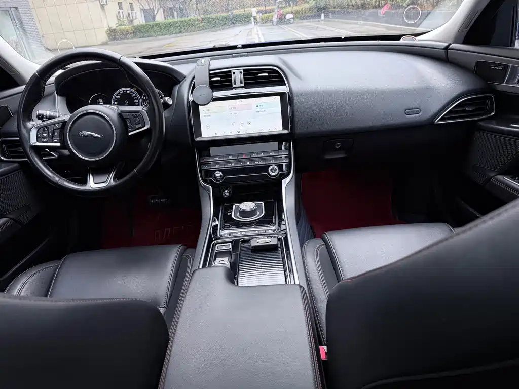 Jaguar Jaguar XEL 2019 2.0T 200PS Premium Edition 2019 - thumbnail 12