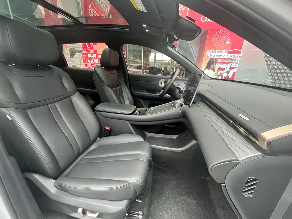 Wuling Motors Wuling Starlight S 2024 510km Flagship Model 2024 - thumbnail 10