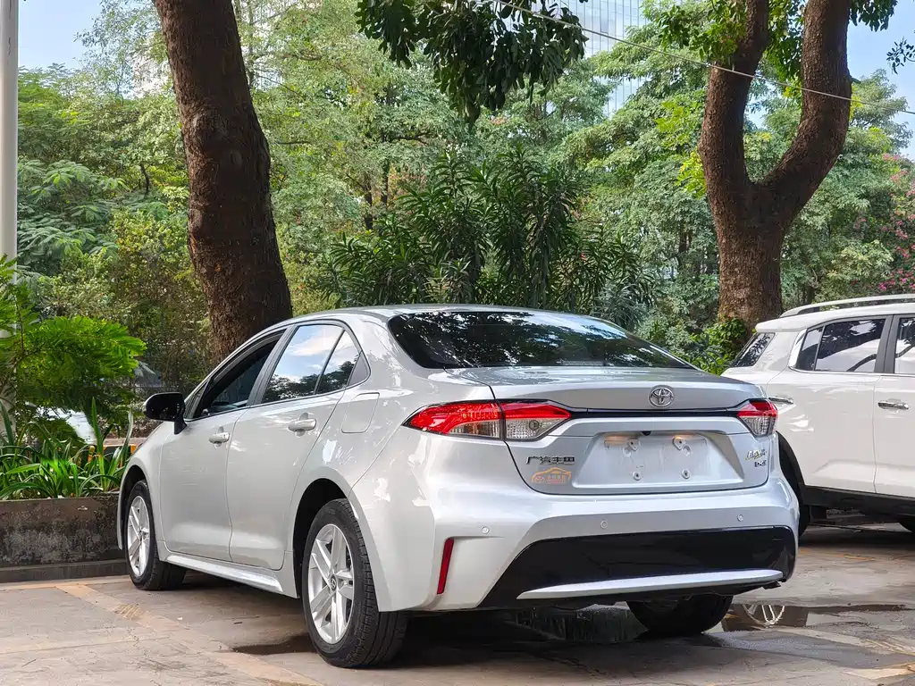 Toyota Toyota Corolla 2022 185T CVT Luxury Edition 2023 - thumbnail 6