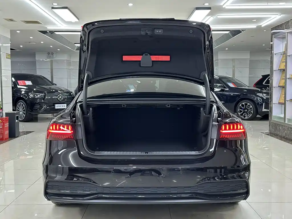 Audi Audi A7L 2024 45 TFSI quattro S-line Black Knight Edition 2023 - thumbnail 7