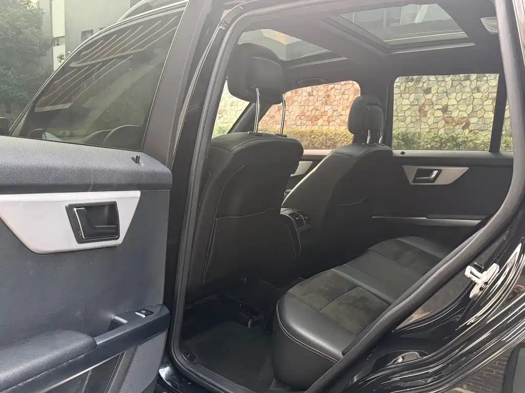 Mercedes-Benz Mercedes-Benz GLK-Class 2015 GLK 300 4MATIC Fashion Edition Ultimate Version 2015 - thumbnail 13