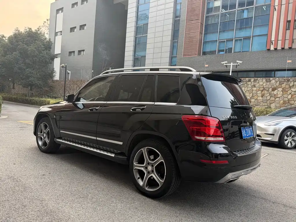 Mercedes-Benz Mercedes-Benz GLK-Class 2015 GLK 300 4MATIC Fashion Edition Ultimate Version 2015 - thumbnail 14