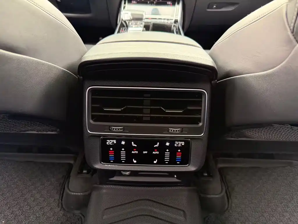 Audi Audi Q8 2021 55 TFSI Night Black Limited Edition 2021 - thumbnail 14