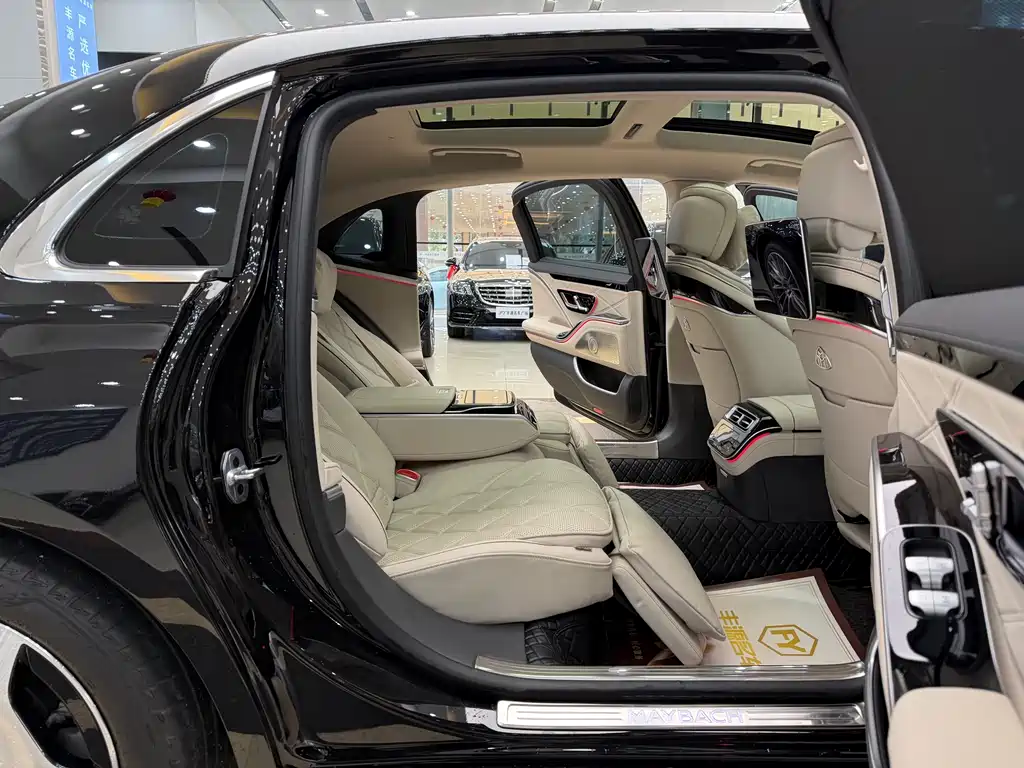 Mercedes-Benz Maybach S-Class 2024 S 480 4MATIC 2024 - thumbnail 9
