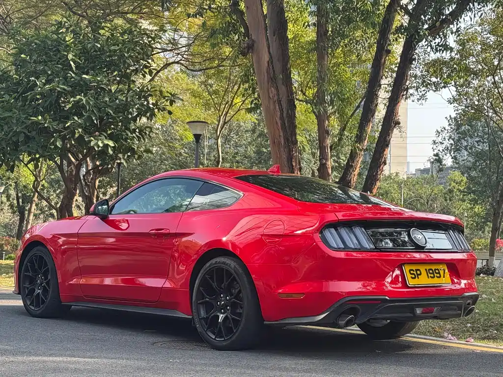 Ford Mustang 2021 2.3T EcoBoost 2021 - thumbnail 6