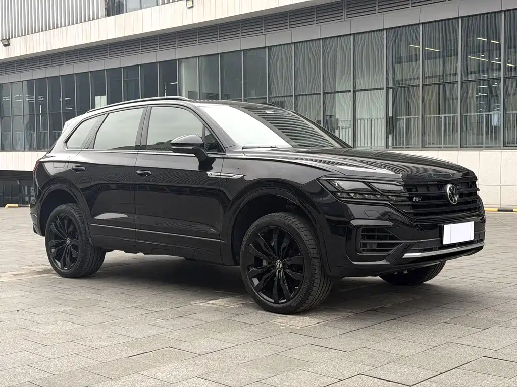 Volkswagen Volkswagen Touareg 2021 3.0TSI R-Line 2020 - thumbnail 3
