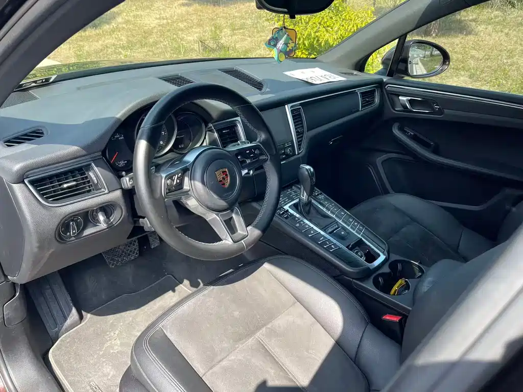 Porsche Porsche Macan 2017 Macan 2.0T 2018 - thumbnail 9