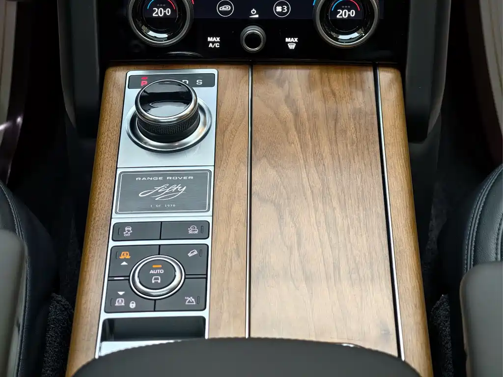 Land Rover Range Rover 2021 3.0 L6 50th Anniversary Edition 2021 - thumbnail 20