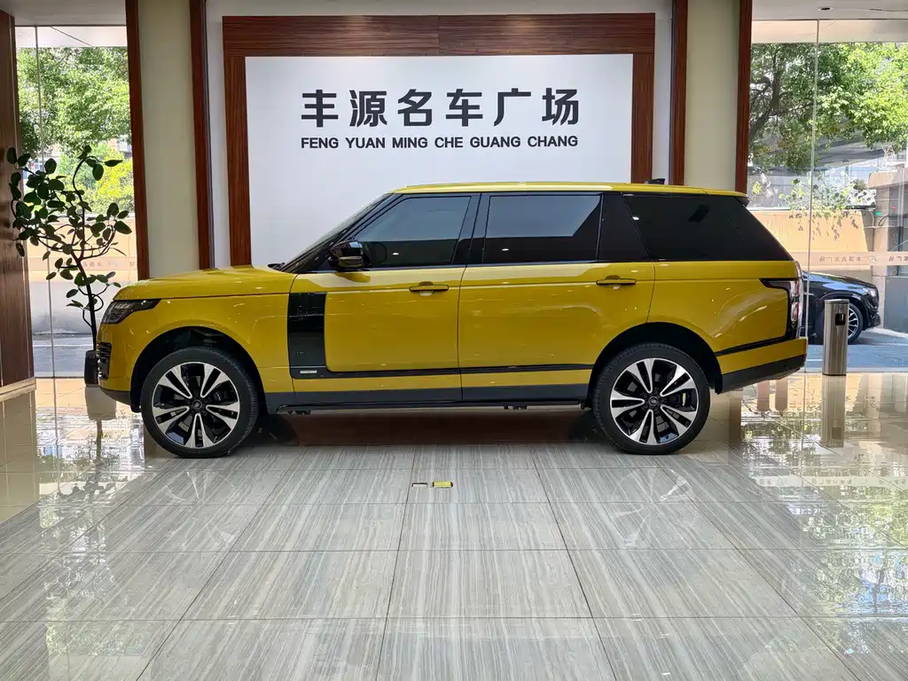 Land Rover Range Rover 2021 3.0 L6 50th Anniversary Edition 2021 - thumbnail 30
