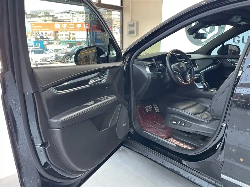 Cadillac Cadillac XT5 2020 28T AWD Luxury 2019 - thumbnail 4