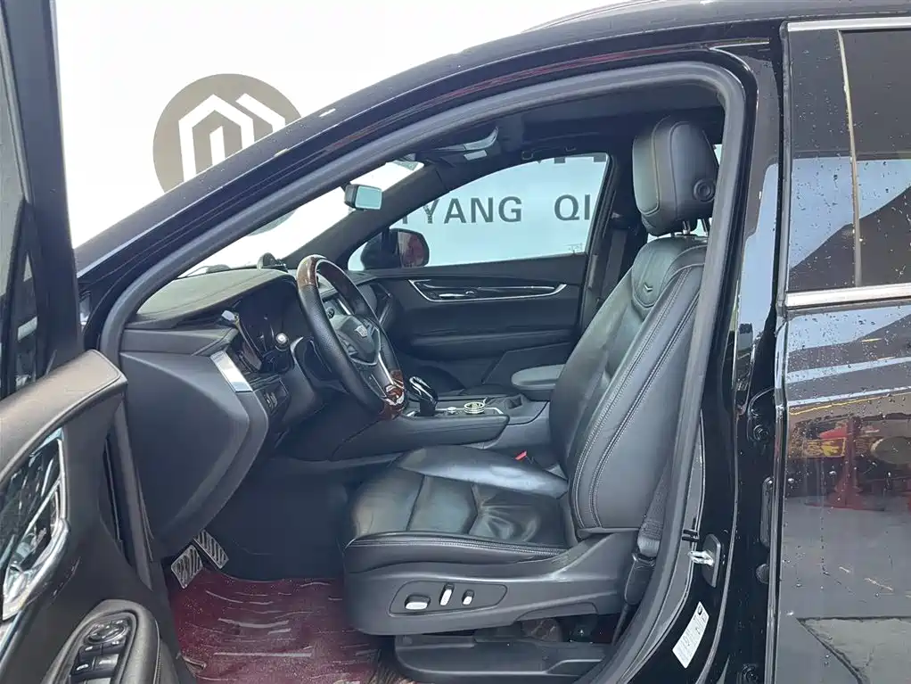 Cadillac Cadillac XT5 2020 28T AWD Luxury 2019 - thumbnail 6