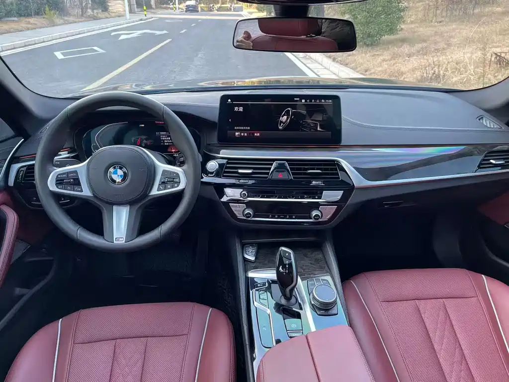 BMW BMW 5 Series 2022 525Li M Sport Package 2022 - thumbnail 11