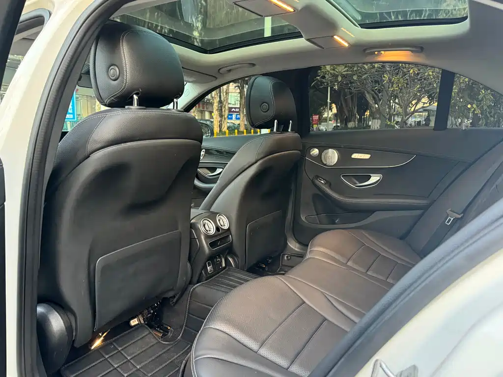 Mercedes-Benz Mercedes-Benz C-Class 2021 C 260 L Sport Star Brilliant Collection Edition 2021 - thumbnail 6