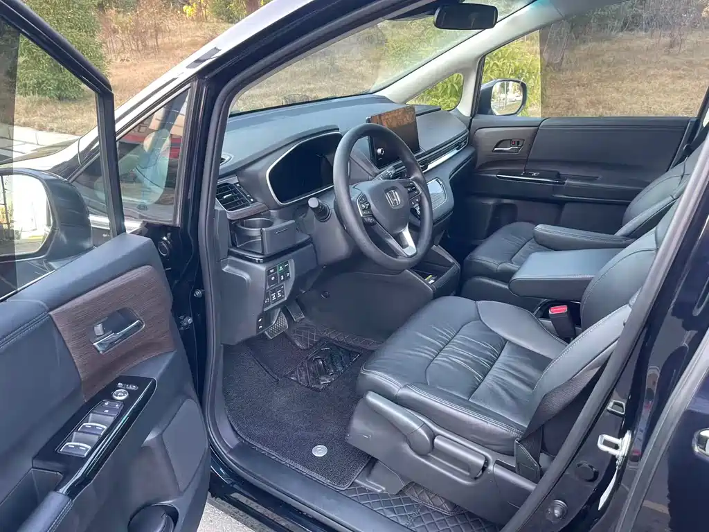 Honda Honda Odyssey 2024 2.0L e:HEV Sharp Intelligent Enjoyment Edition 2024 - thumbnail 8