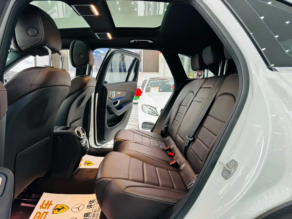 Mercedes-Benz Mercedes-Benz GLC 2021 GLC 300 L 4MATIC Sport Edition 2021 - thumbnail 8