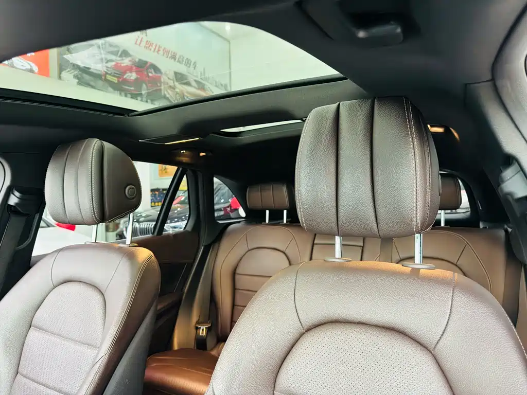 Mercedes-Benz Mercedes-Benz GLC 2021 GLC 300 L 4MATIC Sport Edition 2021 - thumbnail 9