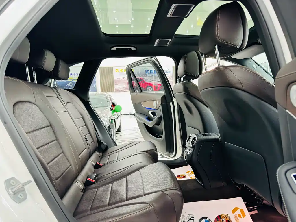 Mercedes-Benz Mercedes-Benz GLC 2021 GLC 300 L 4MATIC Sport Edition 2021 - thumbnail 11
