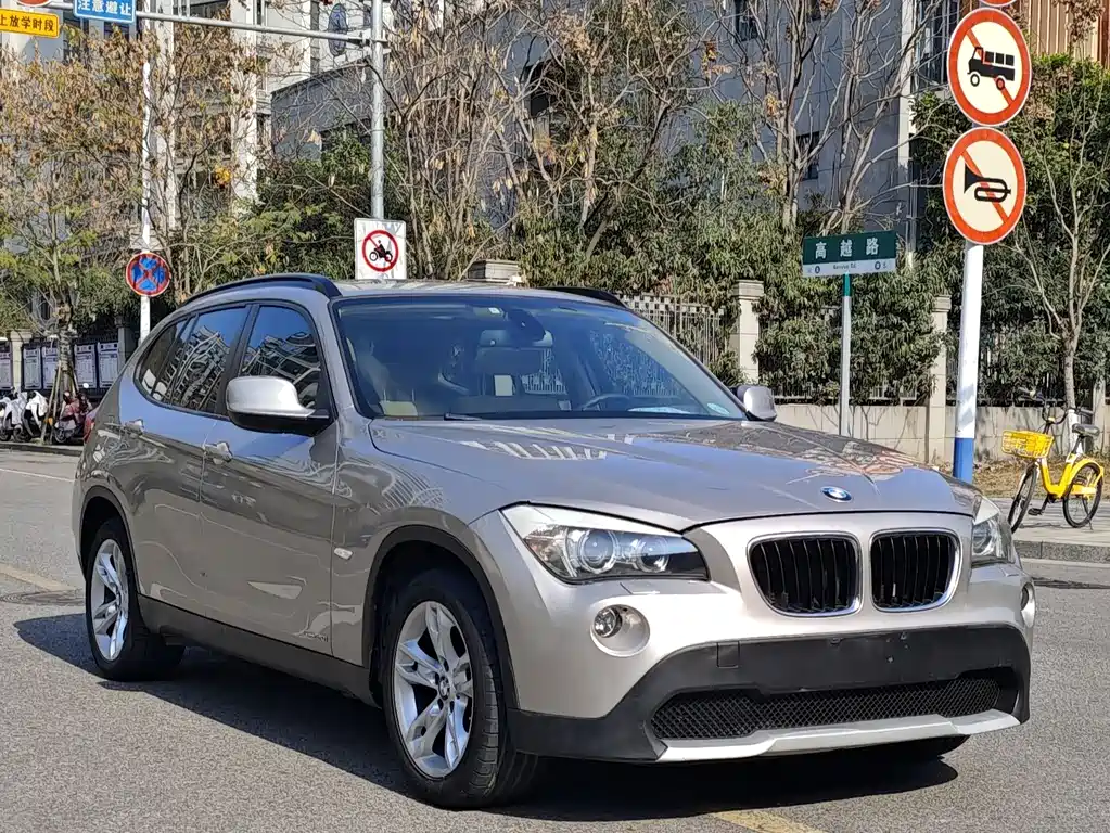BMW BMW X1 2012 sDrive20i Leading Edition 2012 - thumbnail 7
