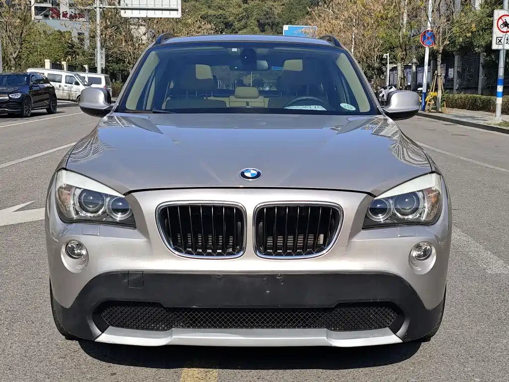 BMW BMW X1 2012 sDrive20i Leading Edition 2012 - thumbnail 8