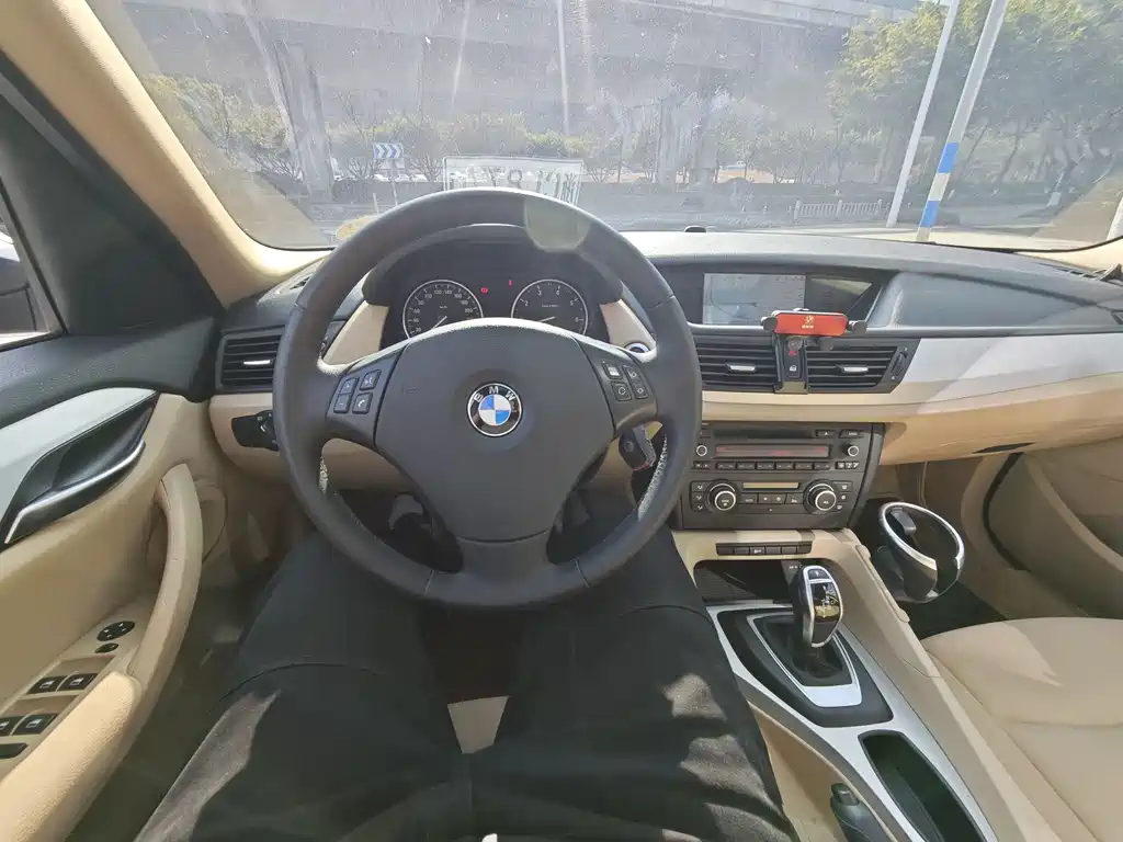BMW BMW X1 2012 sDrive20i Leading Edition 2012 - thumbnail 9
