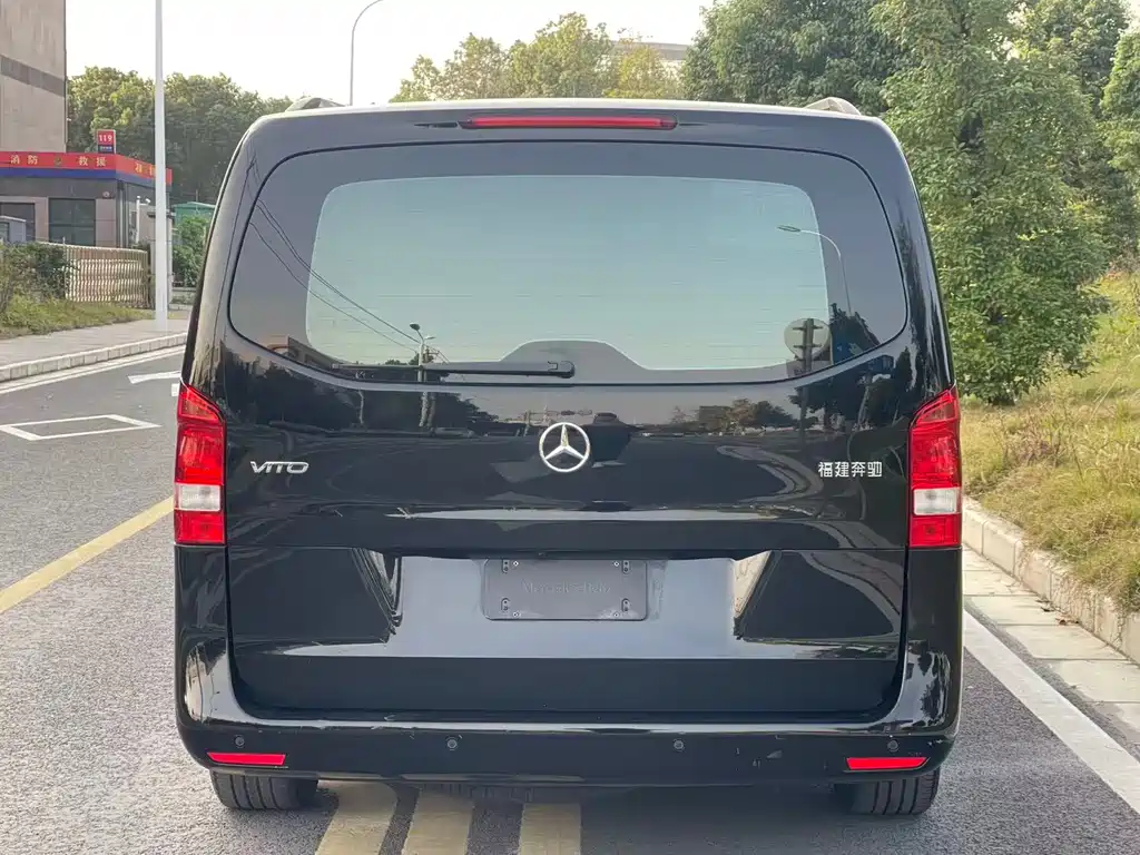 Mercedes-Benz Vito 2020 2.0T Business Edition 7-seater 2020 - thumbnail 12