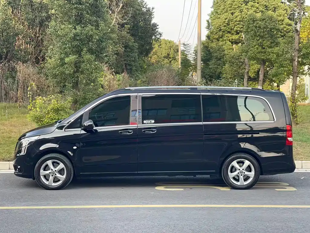 Mercedes-Benz Vito 2020 2.0T Business Edition 7-seater 2020 - thumbnail 14