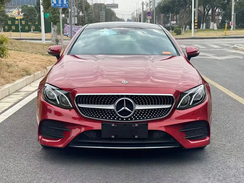 Mercedes-Benz Mercedes-Benz E-Class Coupe E 260 2020 Model 2020 - thumbnail 2