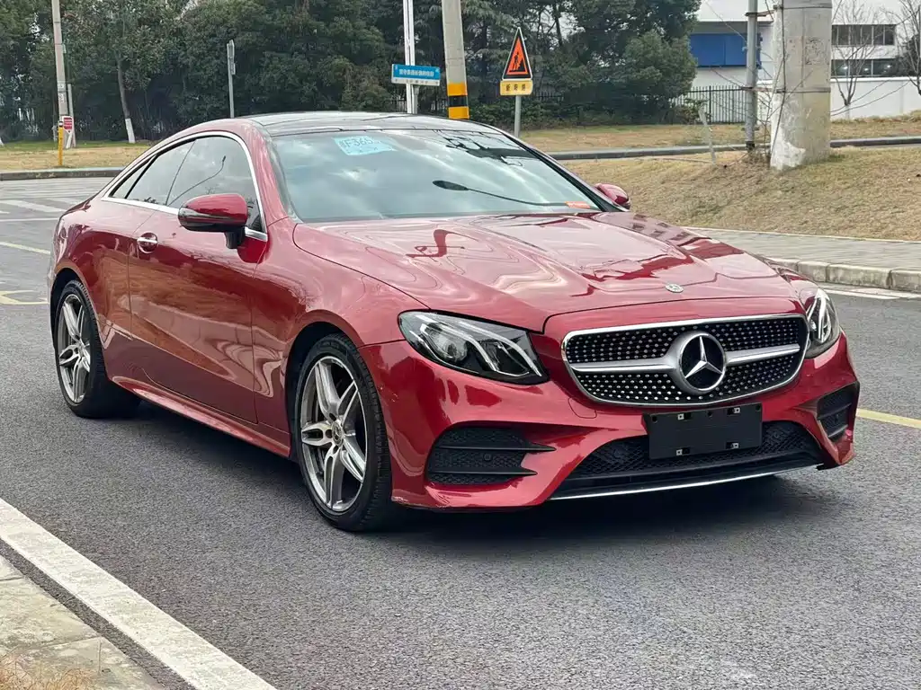 Mercedes-Benz Mercedes-Benz E-Class Coupe E 260 2020 Model 2020 - thumbnail 3