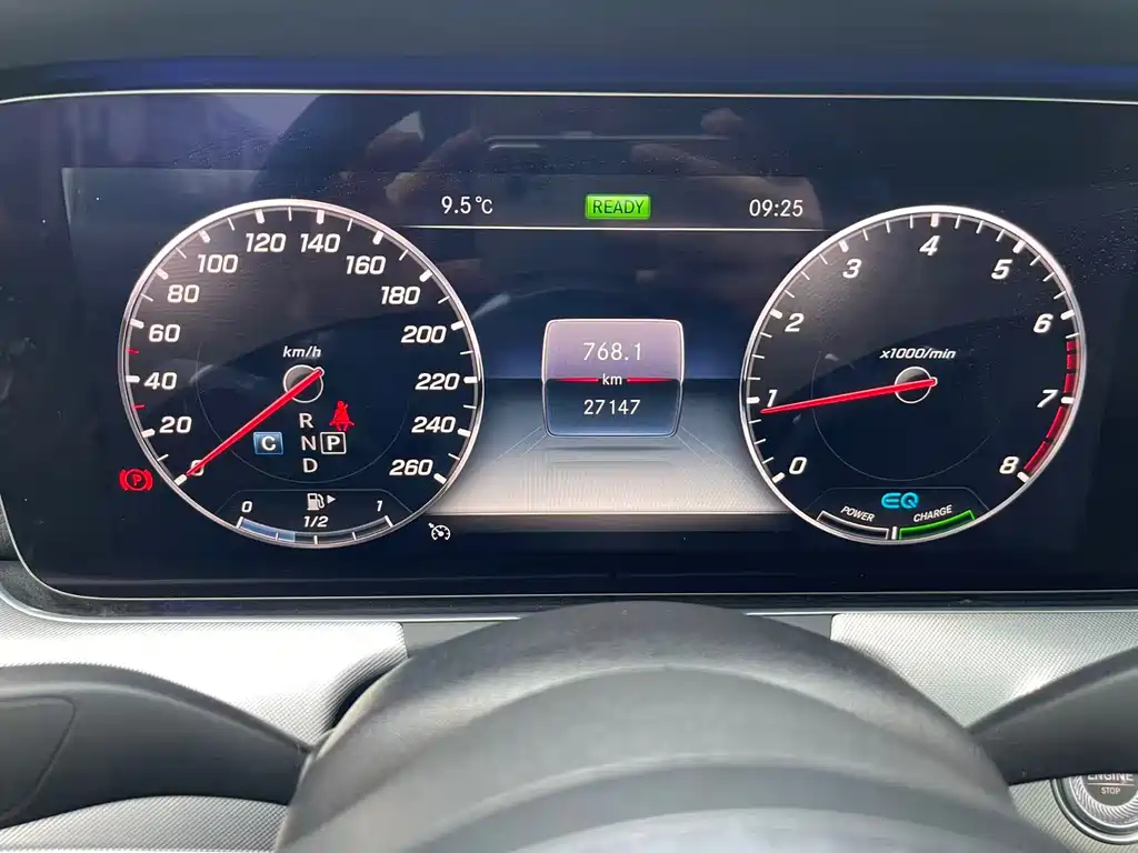 Mercedes-Benz Mercedes-Benz E-Class Coupe E 260 2020 Model 2020 - thumbnail 16