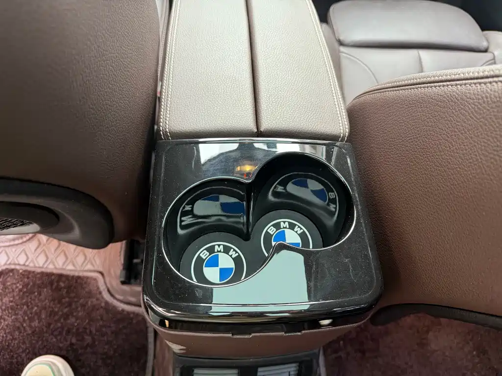 BMW BMW X1 2018 sDrive18Li Premium Model 2018 - thumbnail 16