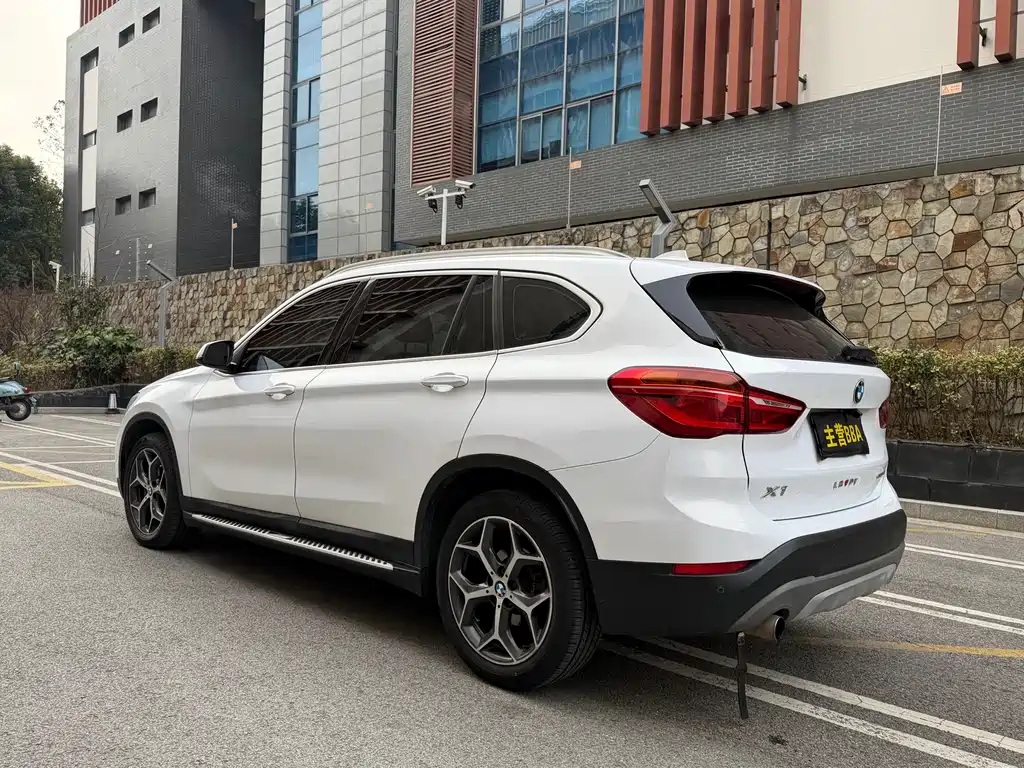 BMW BMW X1 2018 sDrive18Li Premium Model 2018 - thumbnail 21