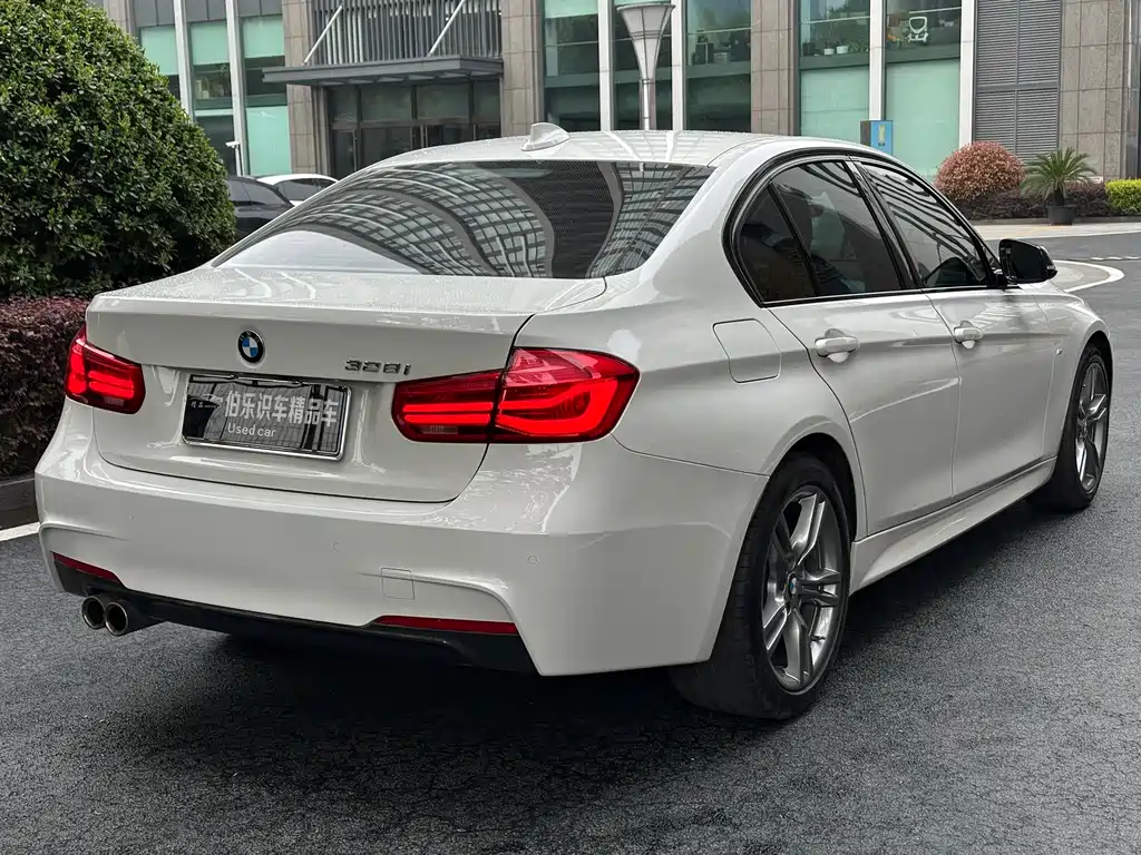 BMW BMW 3 Series 2018 320i M Sport Package 2018 - thumbnail 6
