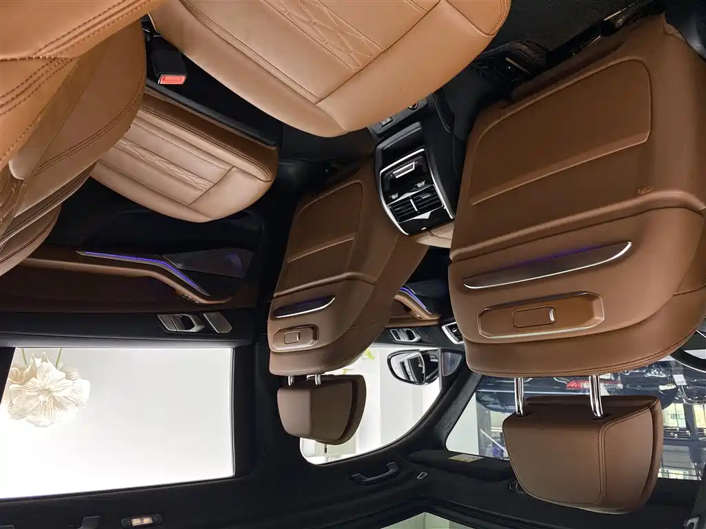 BMW BMW X7 xDrive40i M Sport Package Premium 2023 - thumbnail 8