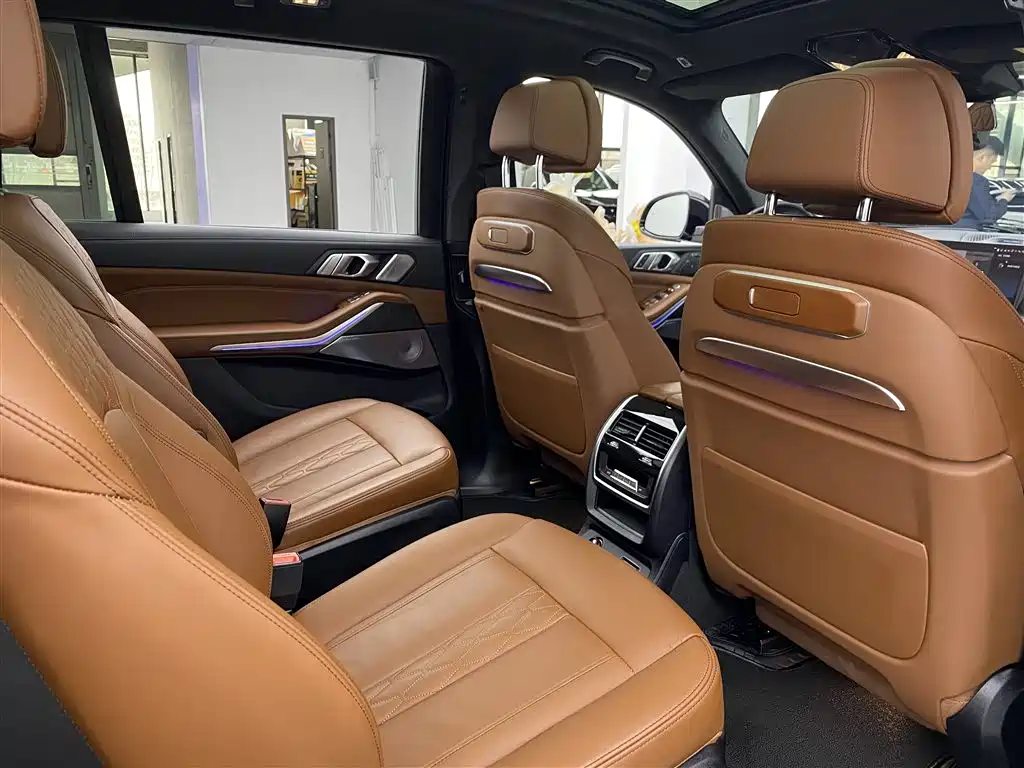 BMW BMW X7 xDrive40i M Sport Package Premium 2023 - thumbnail 11