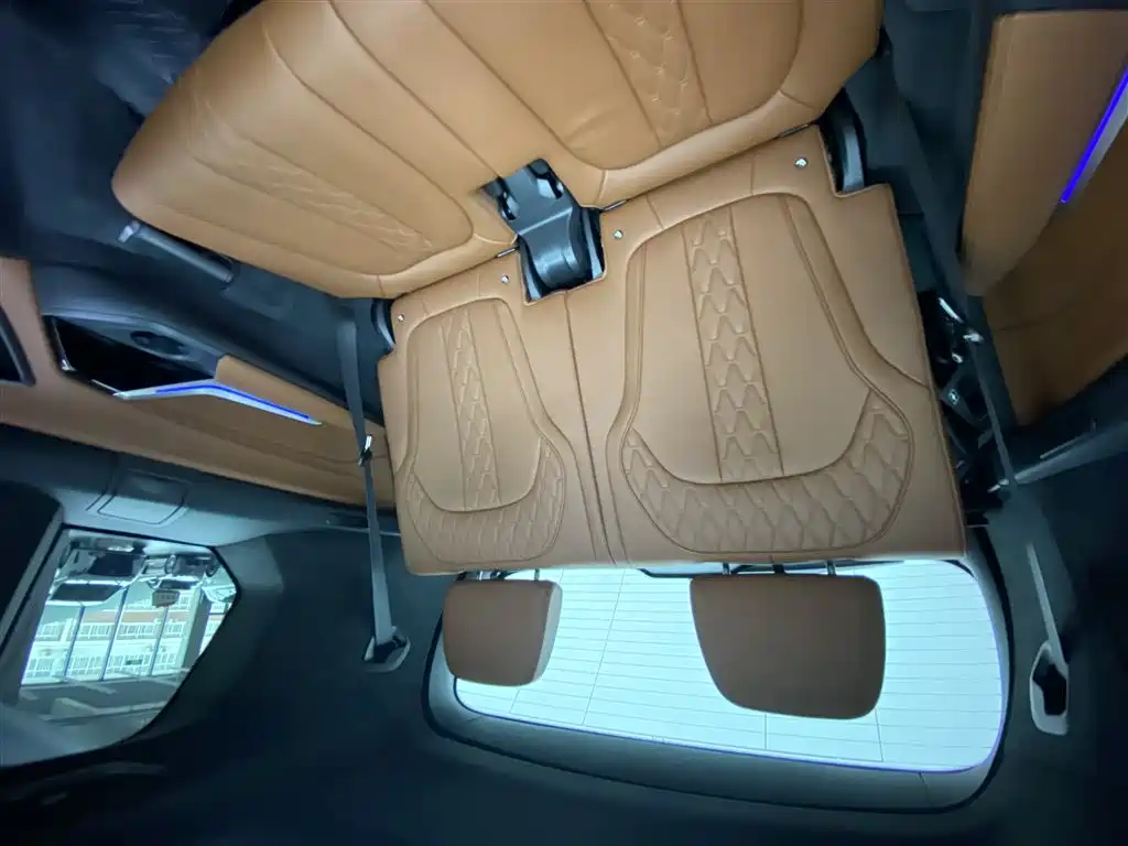 BMW BMW X7 xDrive40i M Sport Package Premium 2023 - thumbnail 14