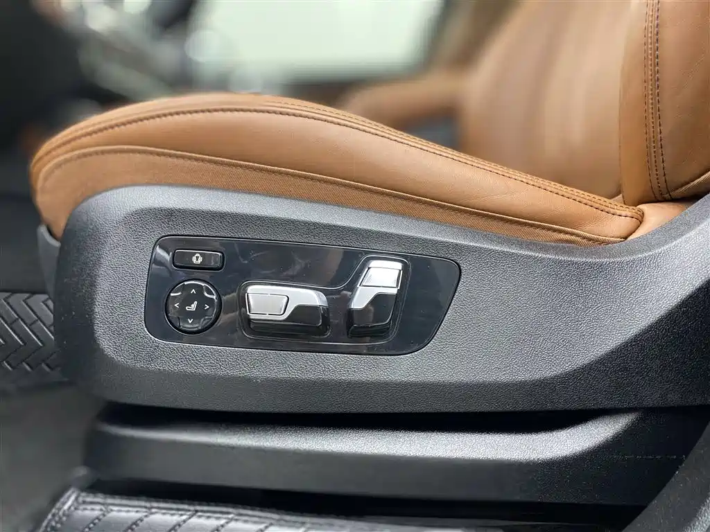 BMW BMW X7 xDrive40i M Sport Package Premium 2023 - thumbnail 23