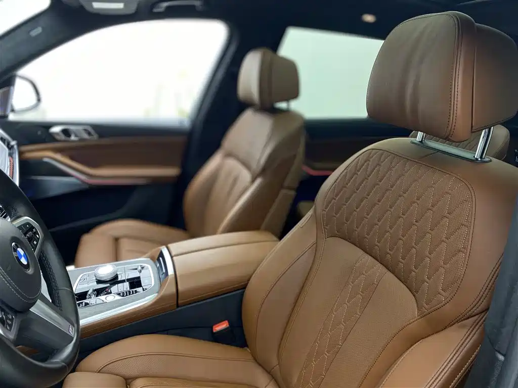 BMW BMW X7 xDrive40i M Sport Package Premium 2023 - thumbnail 27