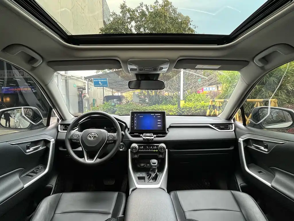 Toyota RAV4 2022 2.0L CVT 2WD Fashion Edition 2022 - thumbnail 10
