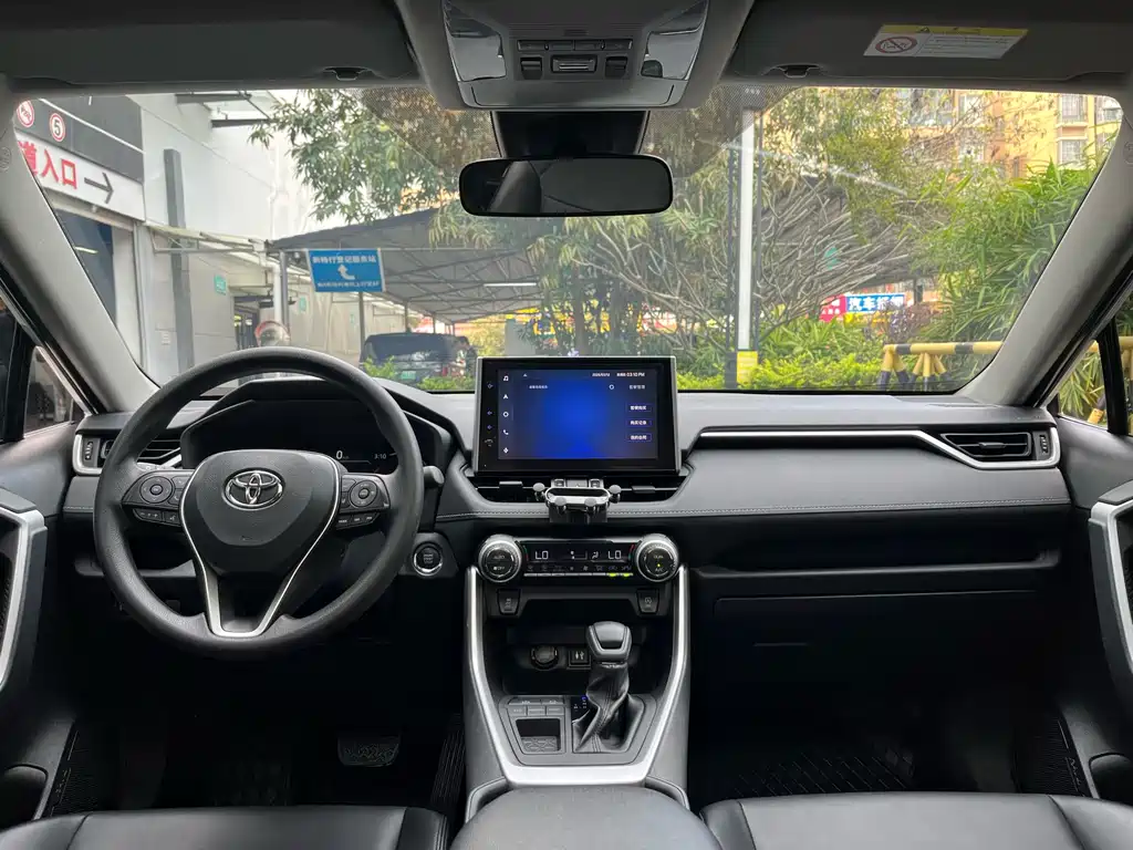Toyota RAV4 2022 2.0L CVT 2WD Fashion Edition 2022 - thumbnail 11