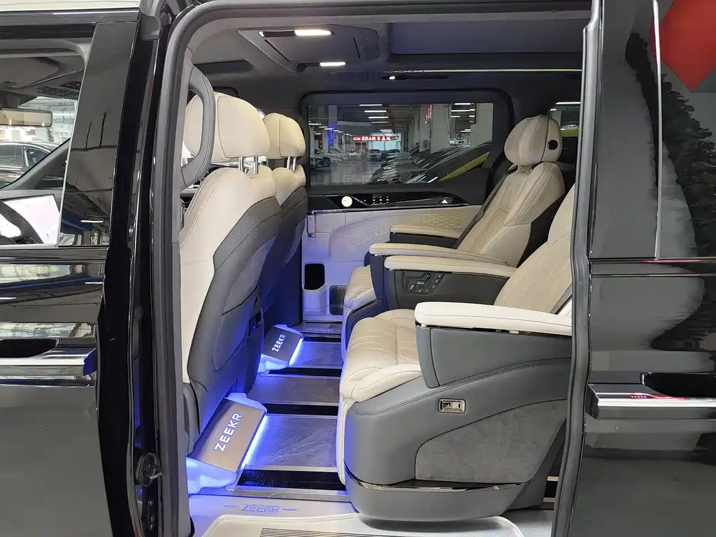 Zeekr Zeekr 009 2024 7-seat Aisle Version AWD 140kWh 2024 - thumbnail 7
