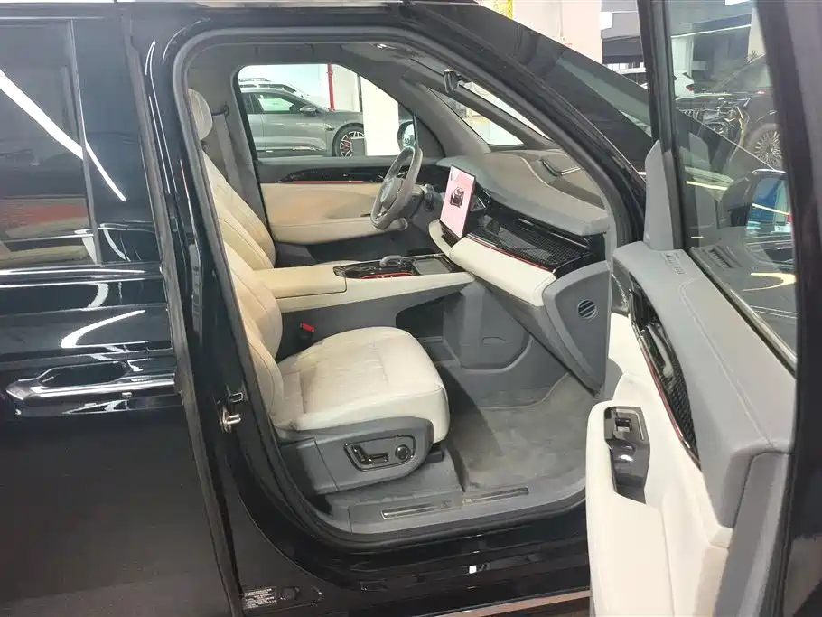 Zeekr Zeekr 009 2024 7-seat Aisle Version AWD 140kWh 2025 - thumbnail 7