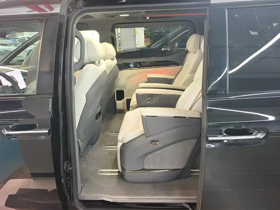 Zeekr Zeekr 009 2024 7-seat Aisle Version AWD 140kWh 2025 - thumbnail 10