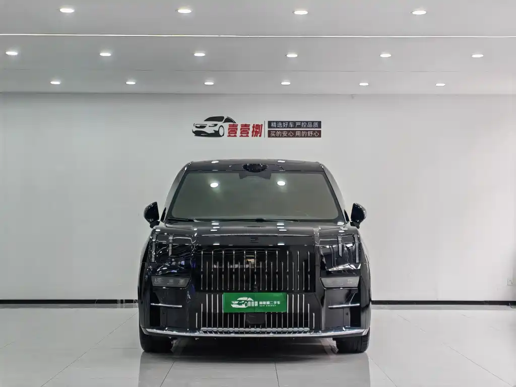 Zeekr Zeekr 009 2024 Six-Seat Executive AWD 140kWh 2025 - thumbnail 2