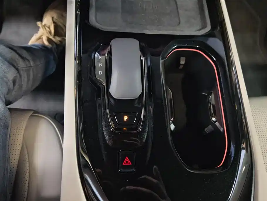 Zeekr Zeekr 009 2024 7-seat Aisle Version AWD 140kWh 2025 - thumbnail 16