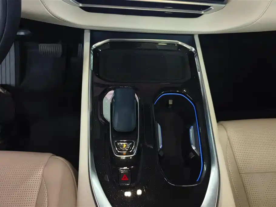 Zeekr Zeekr 009 2024 7 Seat Aisle Version AWD 140kWh 2025 - thumbnail 16