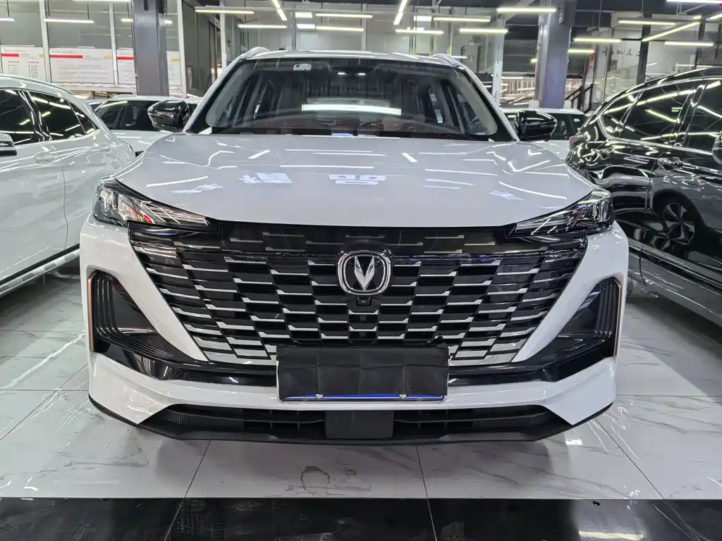 Changan Changan CS55 PLUS 2022 2nd Gen 1.5T DCT Premium 2022 - thumbnail 2