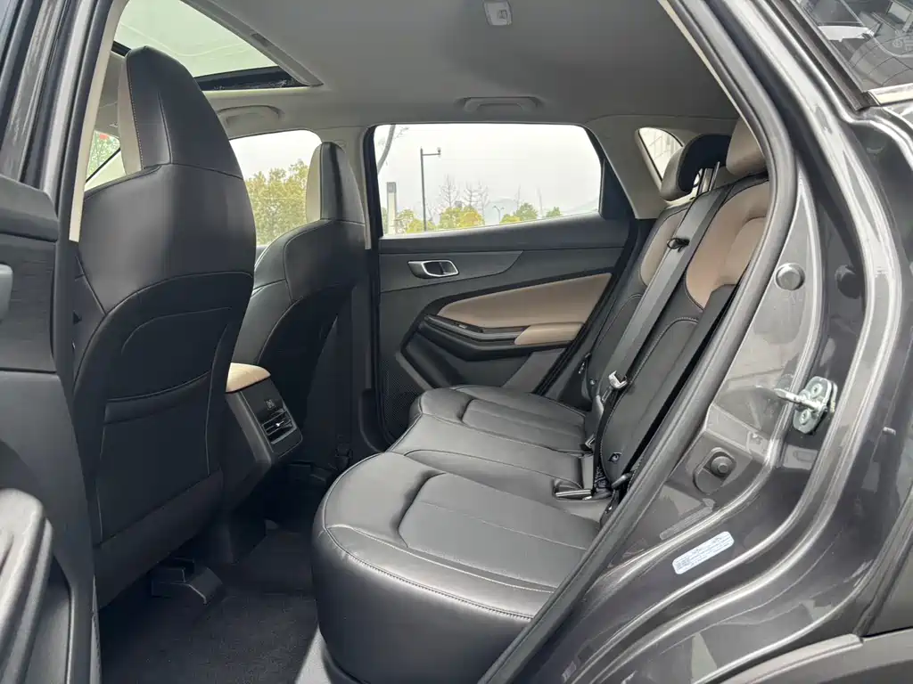 Changan Changan CS55 PLUS 2022 2nd Gen 1.5T DCT Premium 2022 - thumbnail 5